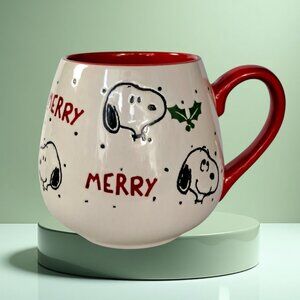 Snoopy Merry 20 oz Ceramic Coffee Tea Mug Holidays Christmas Peanuts Red White